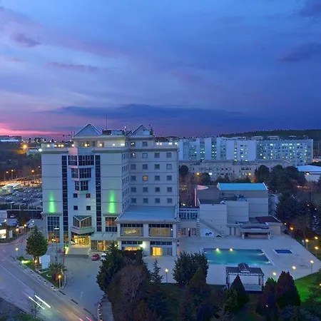Hotel Ramada Plaza By Wyndham *